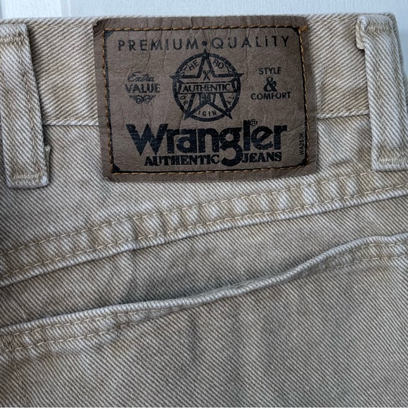 •WRANGLER• Men's Tan Premium Quality Authentic Denim Jeans - Size 40x32 - Picture 2 of 7